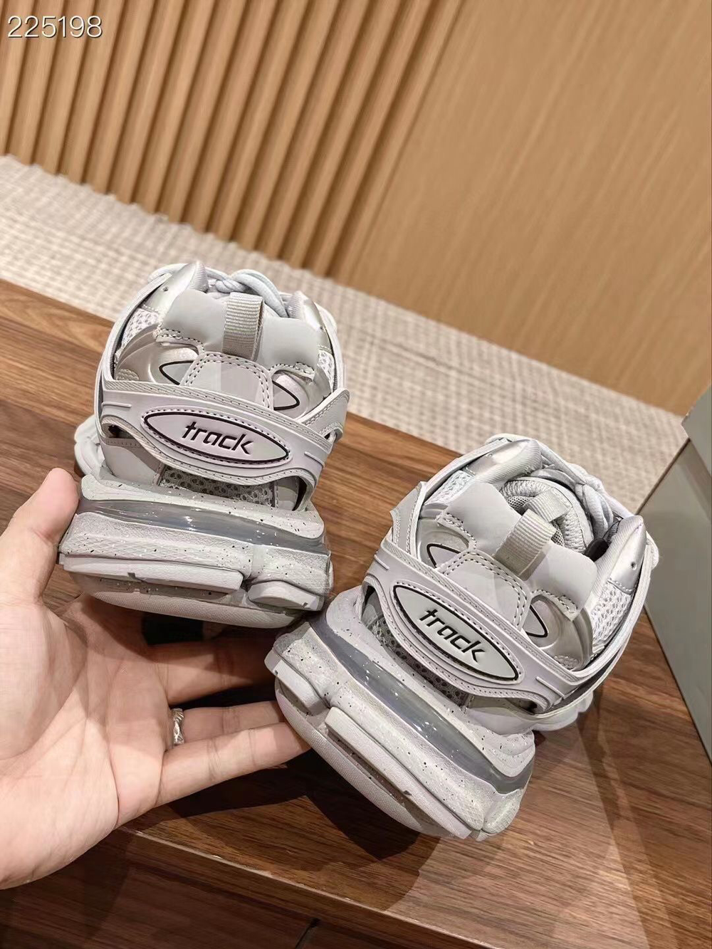 Кроссовки Balenciaga