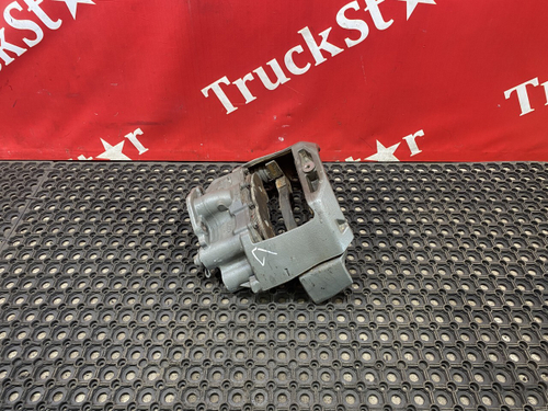 Суппорт передний левый 2023г.