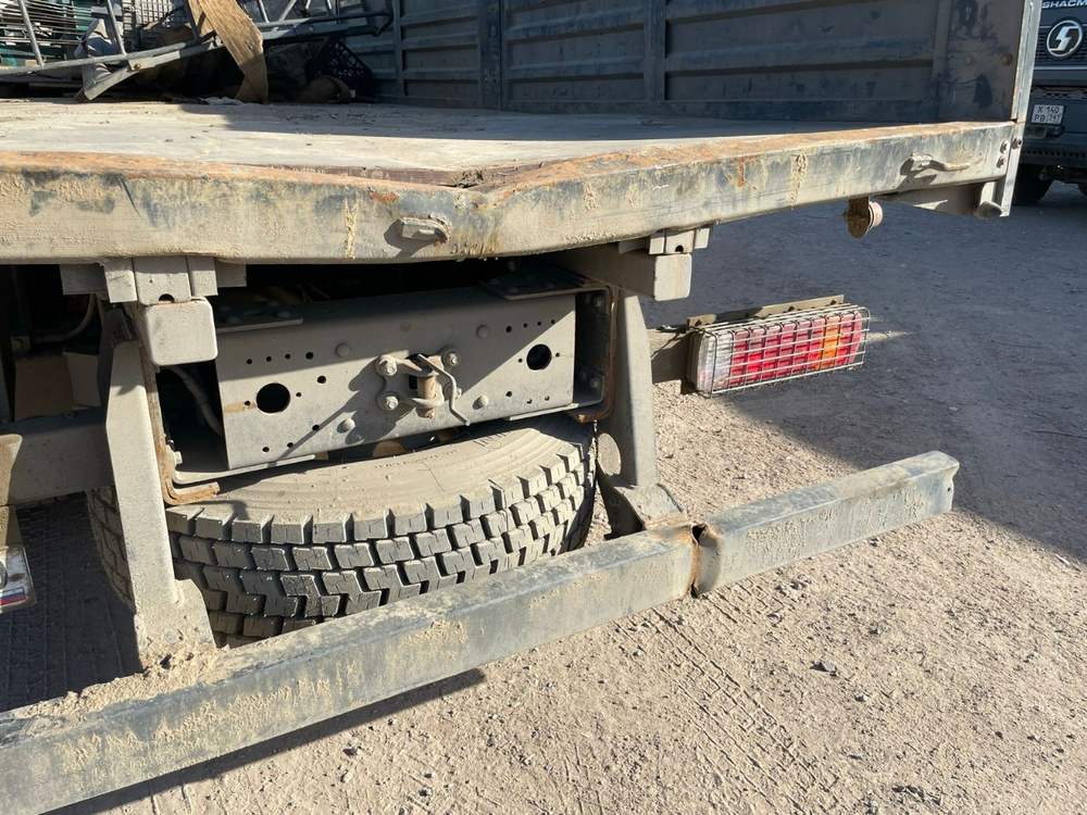 FAW J6 6x4 Бортовой с КМУ 78F302 (Дизельный, 11,1 л, 390 л.с., МТ)