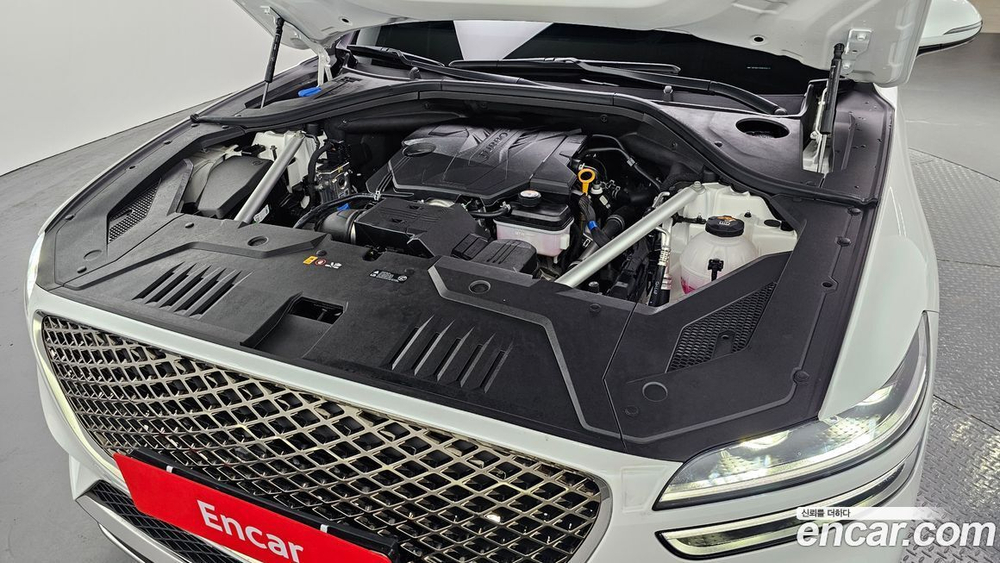 Genesis GV70 2.5T Бензин AWD (01.2021)