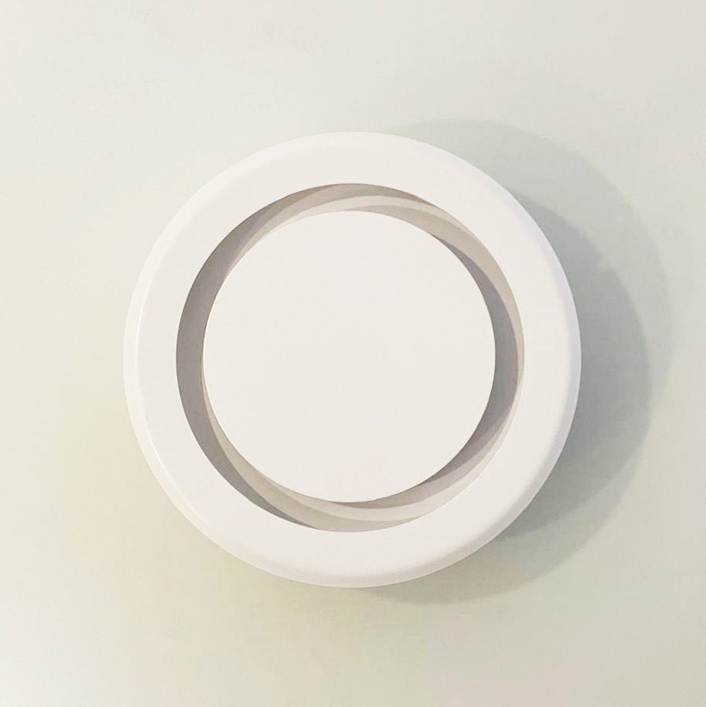 Диффузор приточно-вытяжной на магнитах регулируемый КНДБ-100 декоративный металлический белый