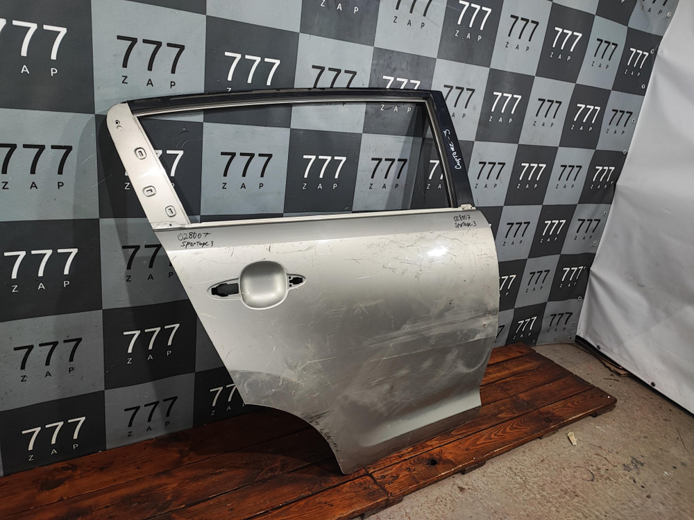 Дверь задняя правая Kia Sportage 3 (SL) 10-16 Б/У Оригинал 770043W000