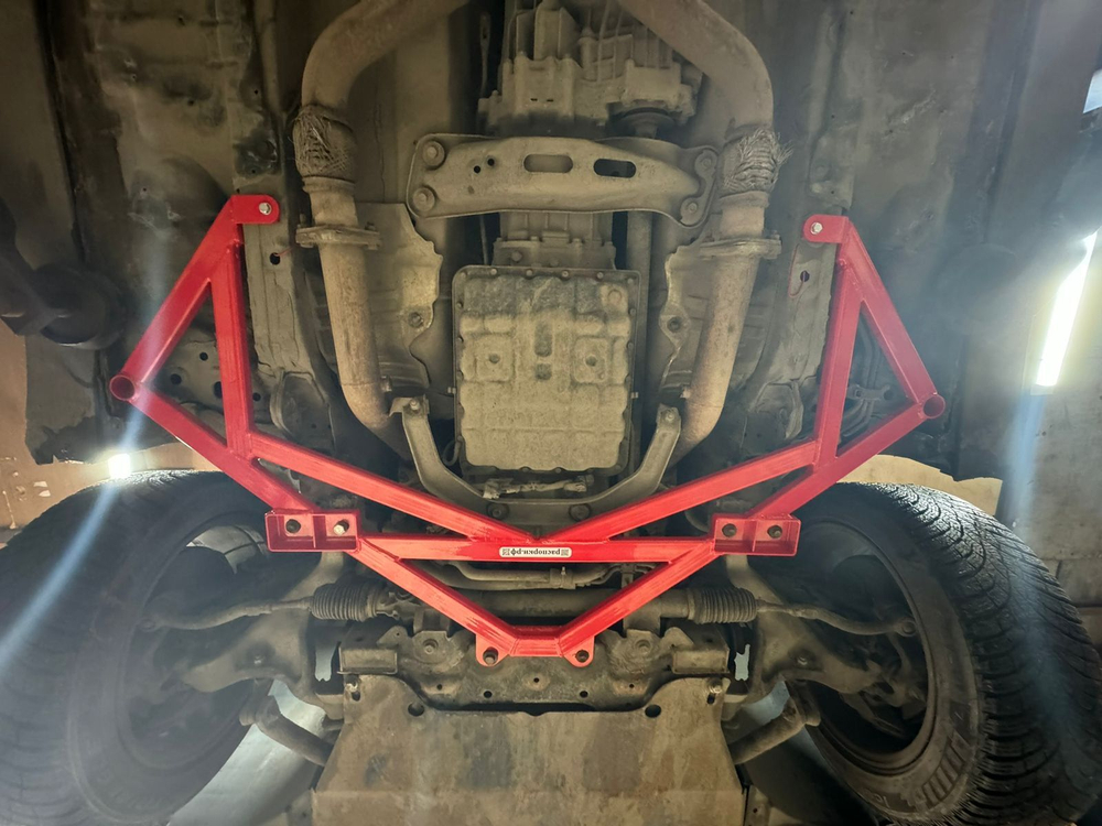 Распорка передняя нижняя МОДЕРНИЗИРОВАННАЯ Infiniti EX и Infiniti G (V36) С ПОЛНЫМ ПРИВОДОМ (ПОД ЗАКАЗ)