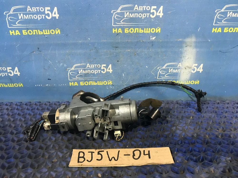Замок зажигания MAZDA FAMILIA 1999
