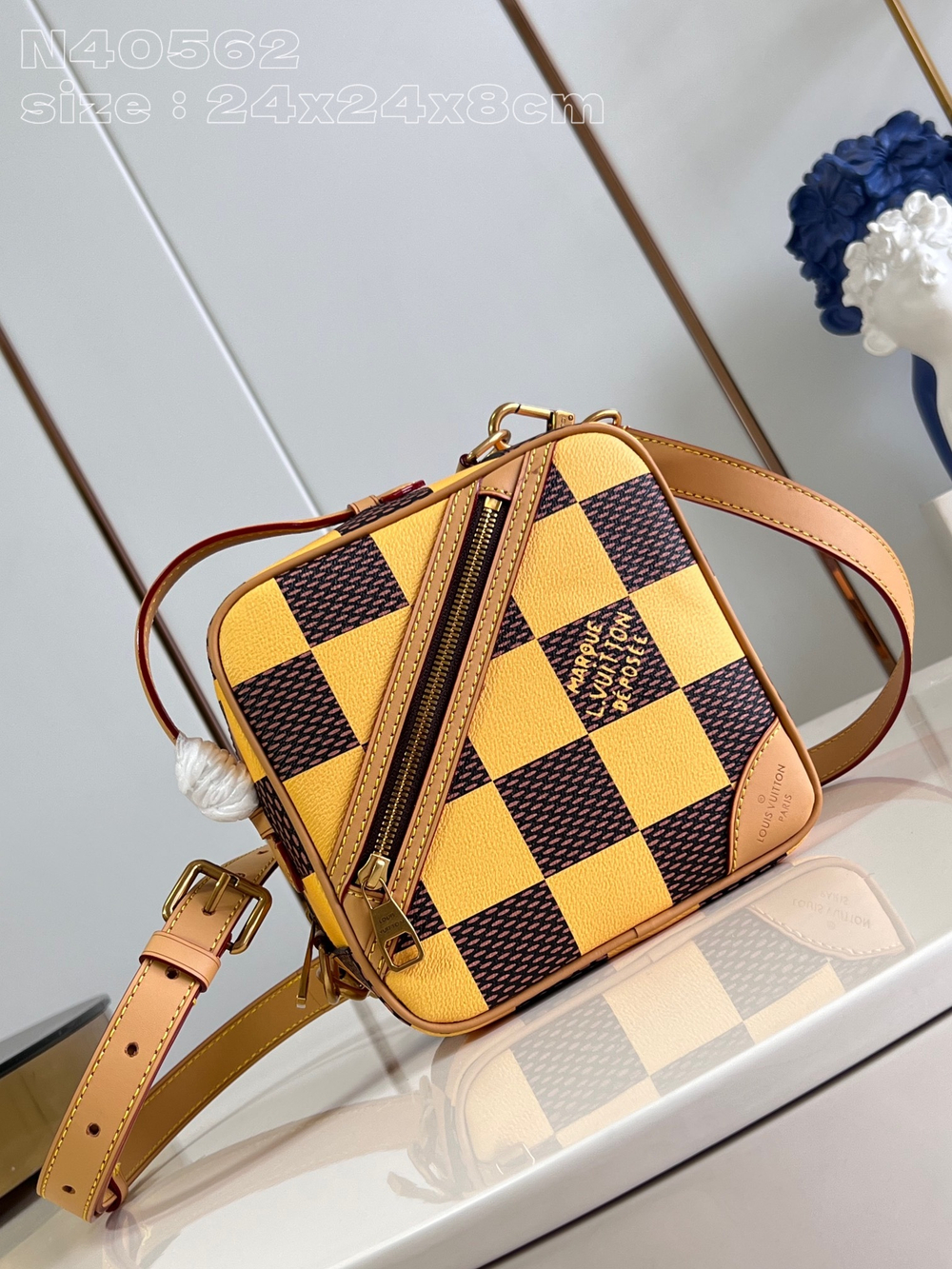 Louis Vuitton Chess Messenger