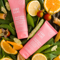 Sand & Sky Australian Pink Clay Flash Perfection Exfoliator - очищающий скраб для сужения пор и придания коже матовости /   100  ml  / GTIN 8886482915030