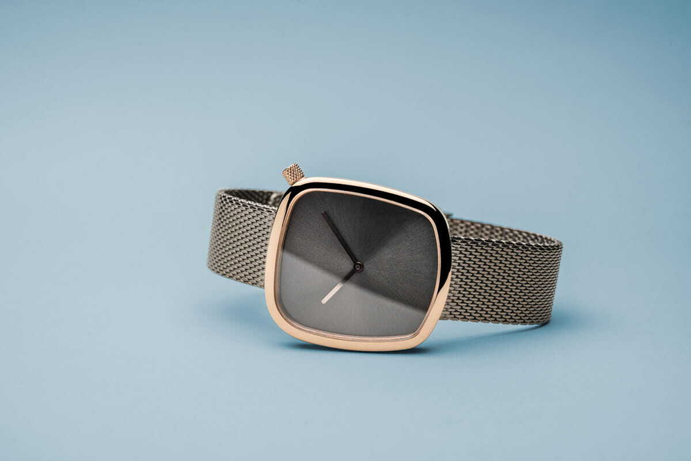 Наручные часы Bering 18034-369