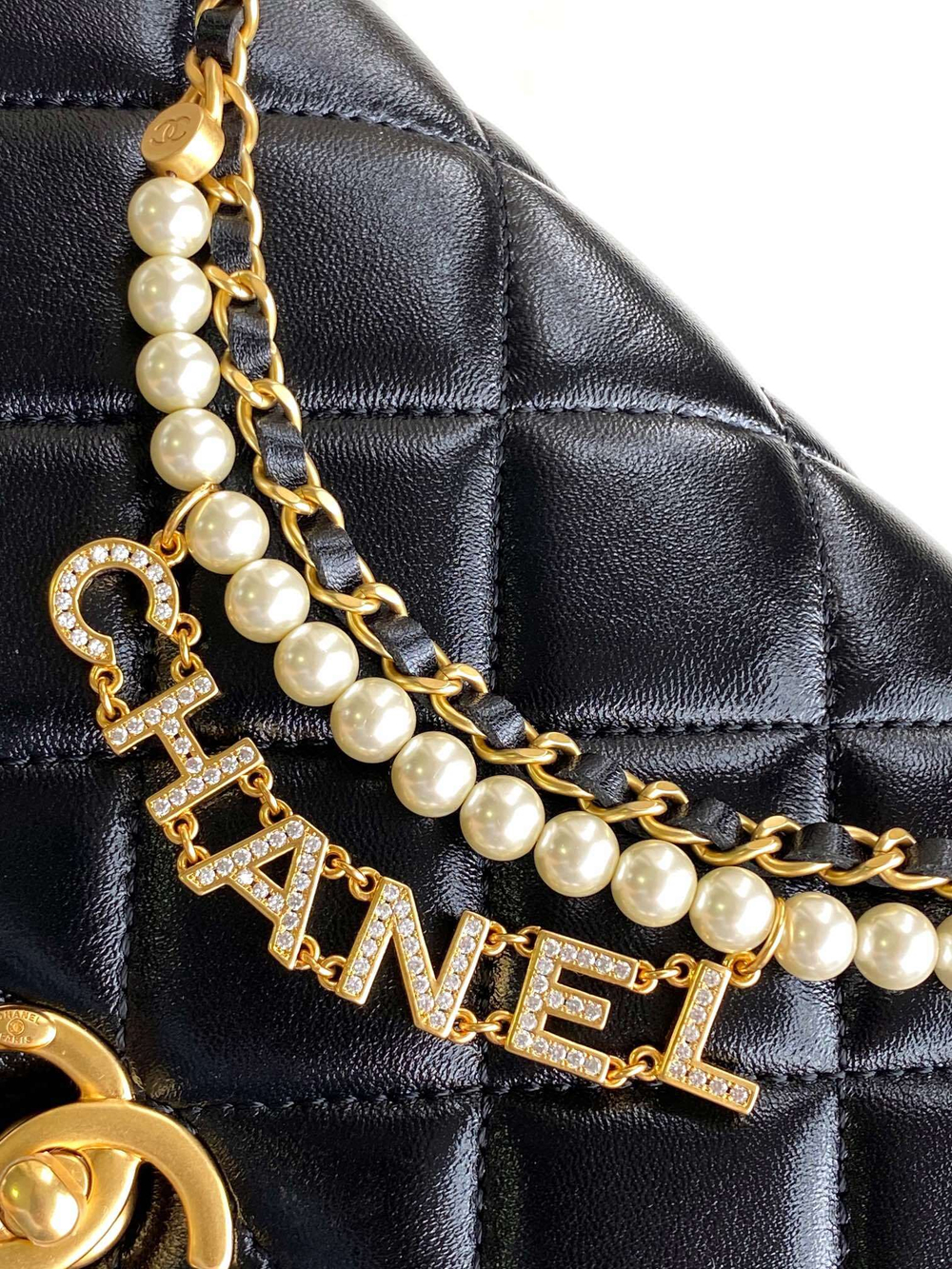Chanel Bag 22 cm