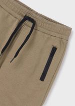 спортивные брюки