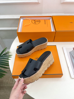 Hermes Eze 30 Sandal