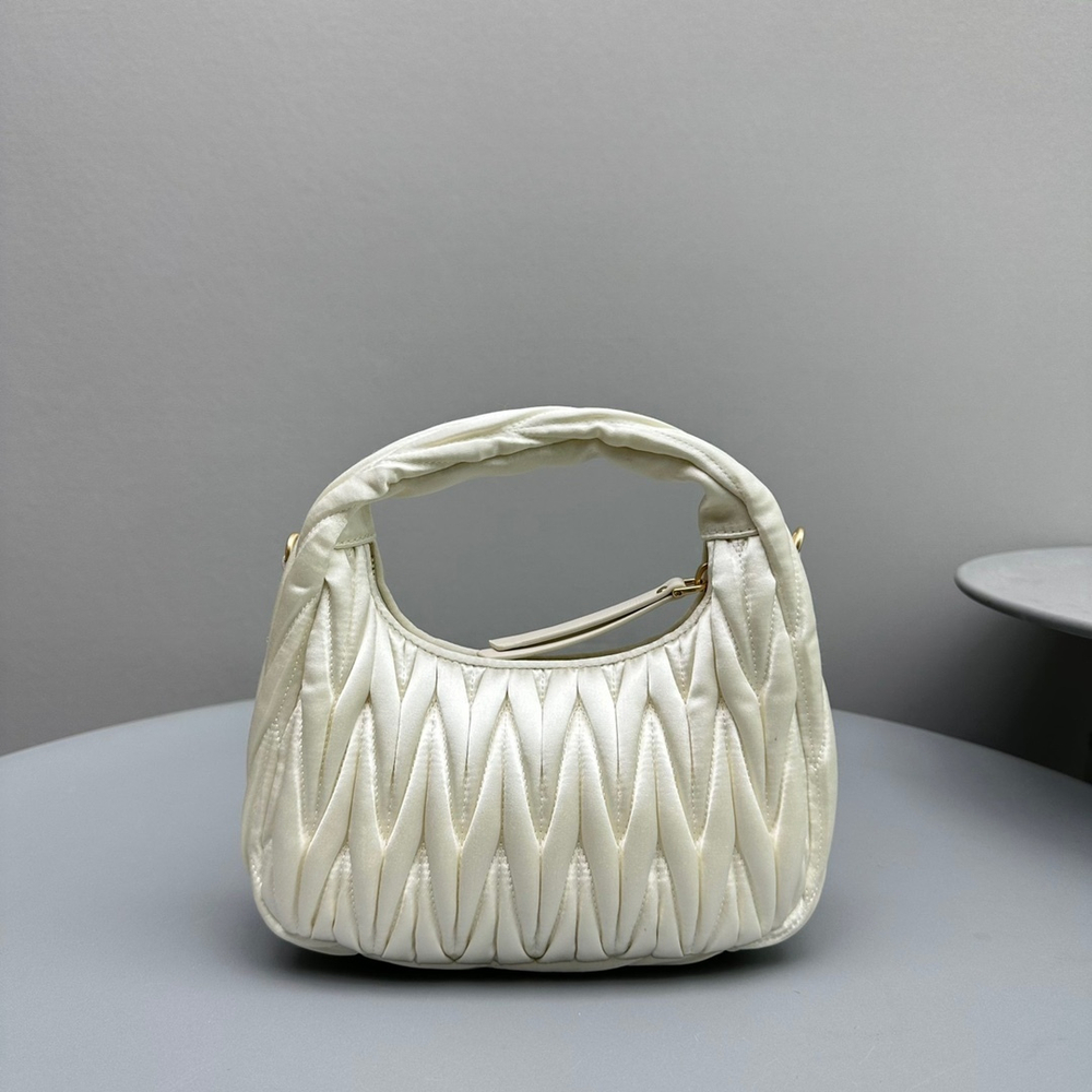 Miu Miu Wander Hobo Bag 20 cm