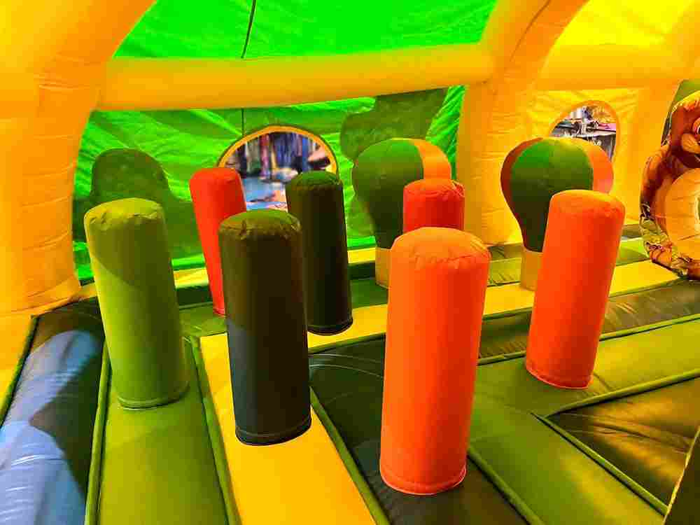 Надувной батут «Тоннель обезьяна», 9x8x3 м.