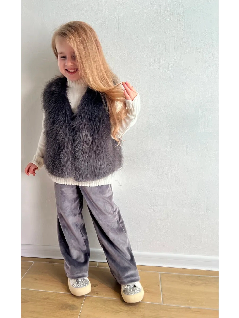 Жилет из искусственного меха