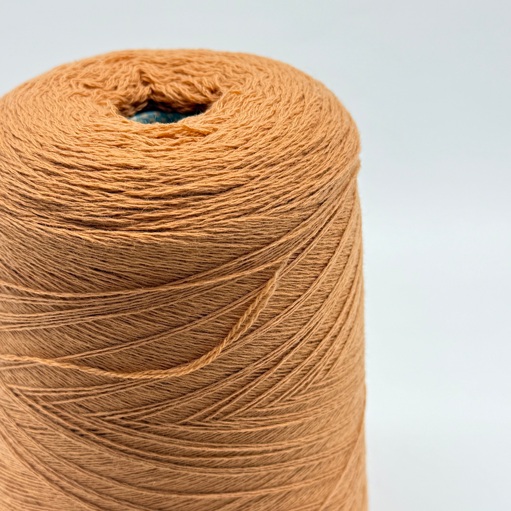 Пряжа Cariaggi Cashmere 100, 2х2/28 (100% кашемир),700 м/ 100 гр, спелый персик