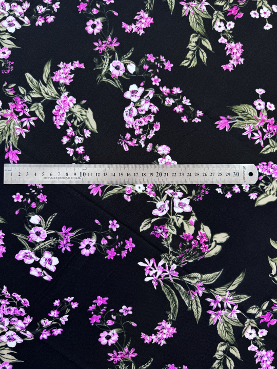 штапель принт цветы розовые на черном D10C1
