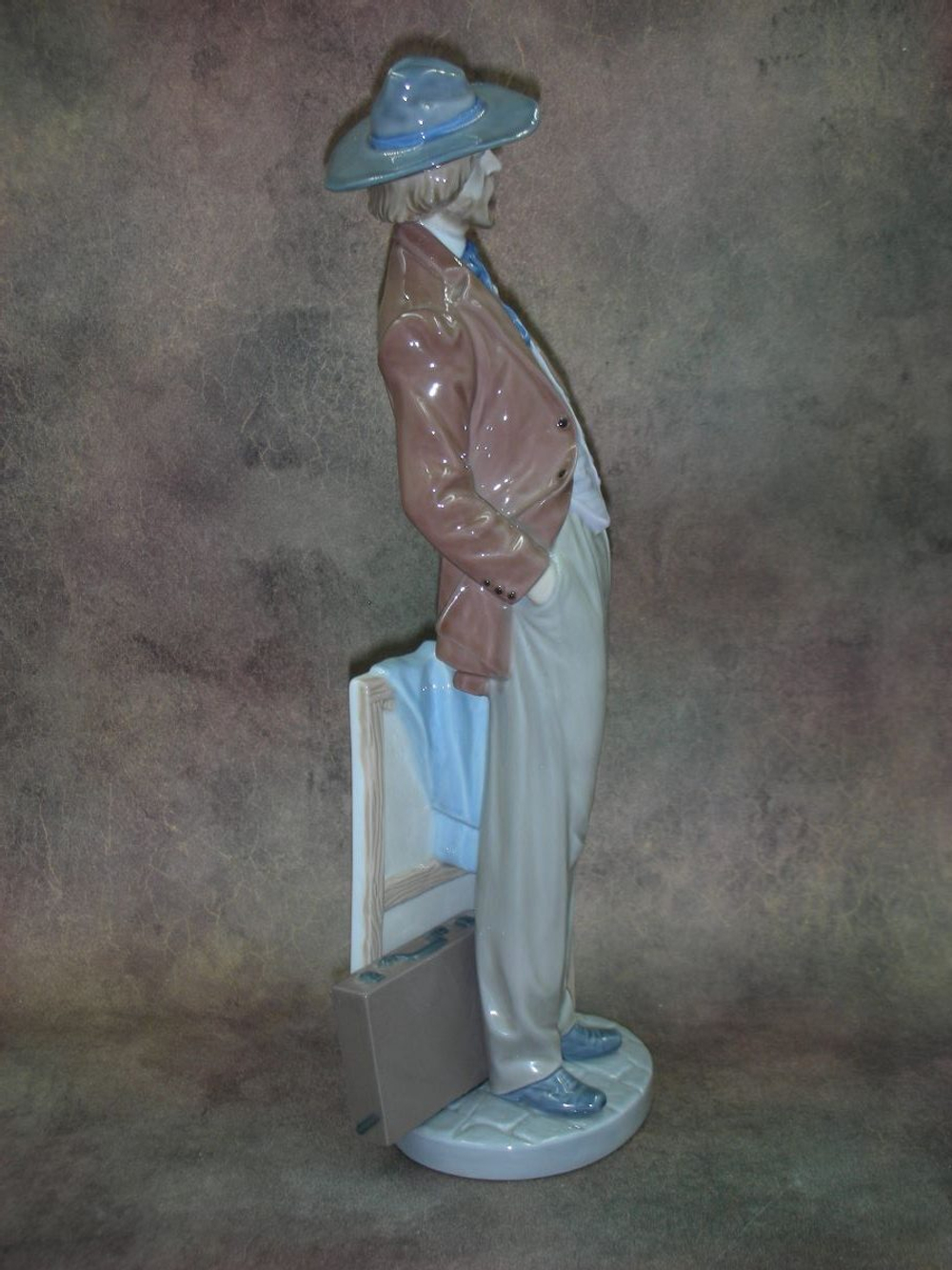Статуэтка. Фарфор. Странствующий художник. Lladro. Испания
