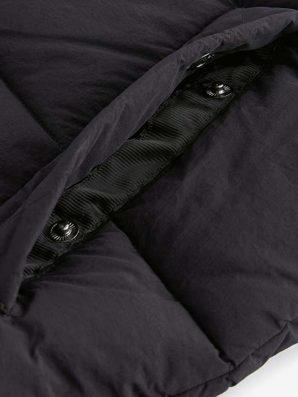 Жилет утепленный для мальчика Next Q96-683, Черный