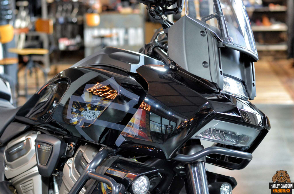 Мотоцикл Harley-Davidson Pan America 1250 Special (Vivid Black)