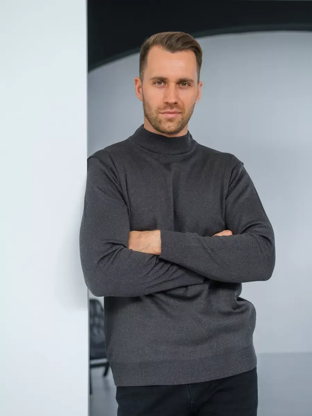 Джемпер Турция тонкий теплый с горлом