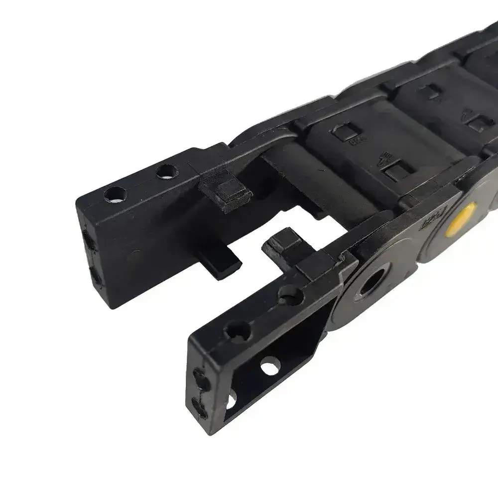 Кабель канал гибкий 25х38 R55 1метр.