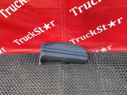 Hакладка вepxней консoли