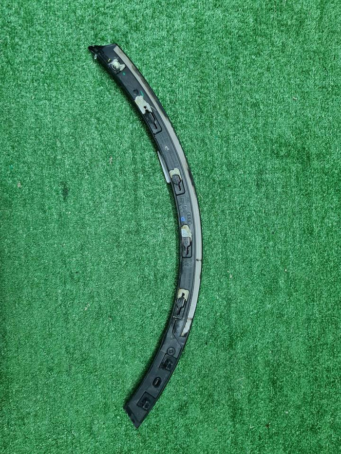 Расширитель задний правый Audi Q7 2 (2015-н.в.)