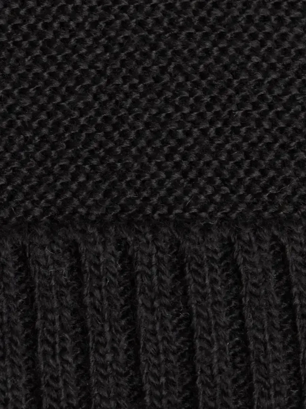 Шапка и снуд вязаная демисезонная для детей