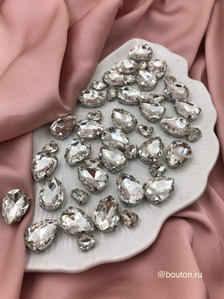 Стразы в цапах капли