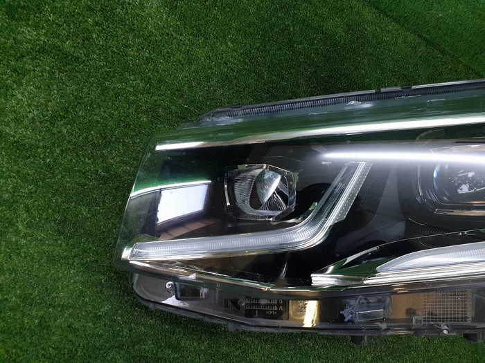 Фара левая VW Taos (2020-н.в.) LED