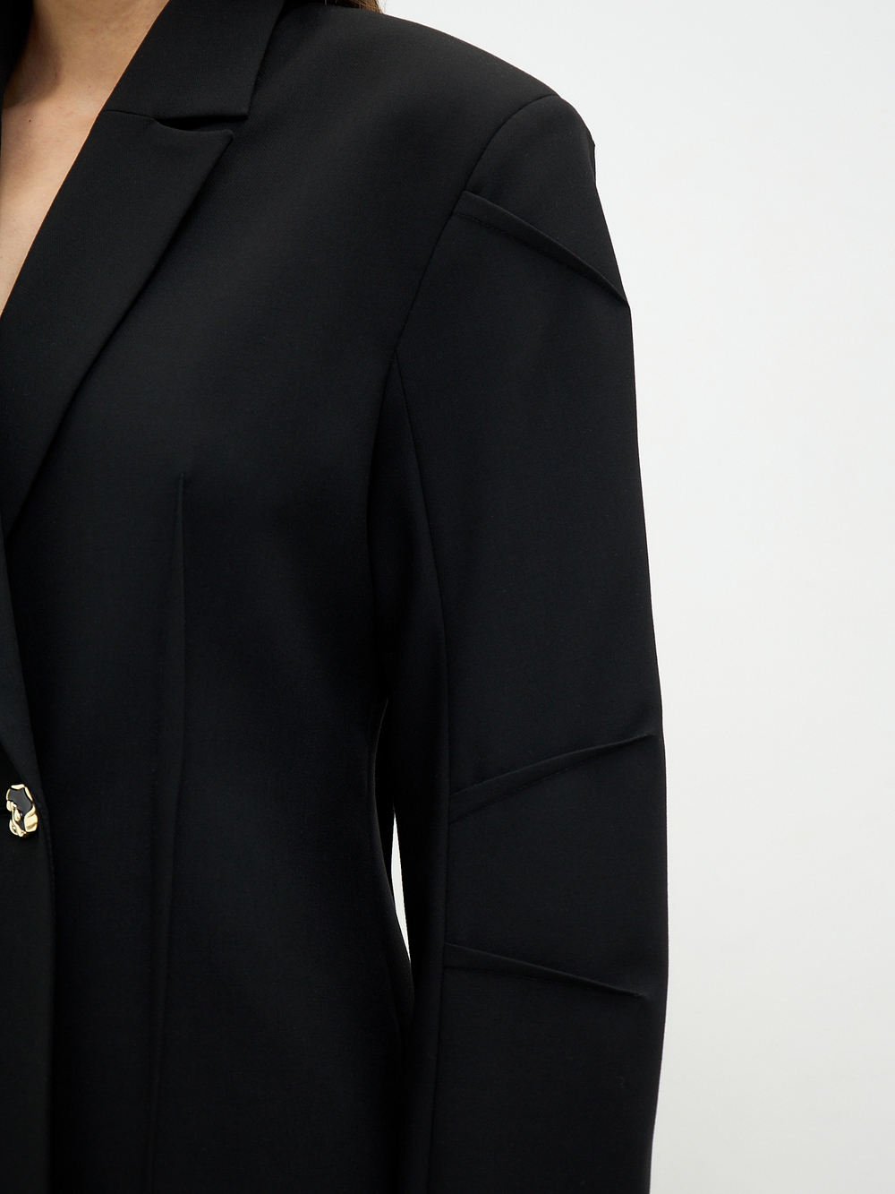 Жакет приталенный черный