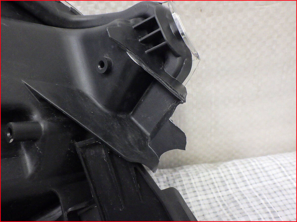 фара левая Toyota Allion Premio NZT260 ZRT265 2017