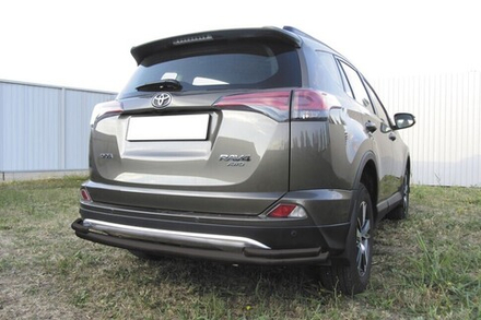 Защита заднего бампера (нержавейка) Toyota Rav-4 (2015-2019) d57+d42 длинная (черный)
