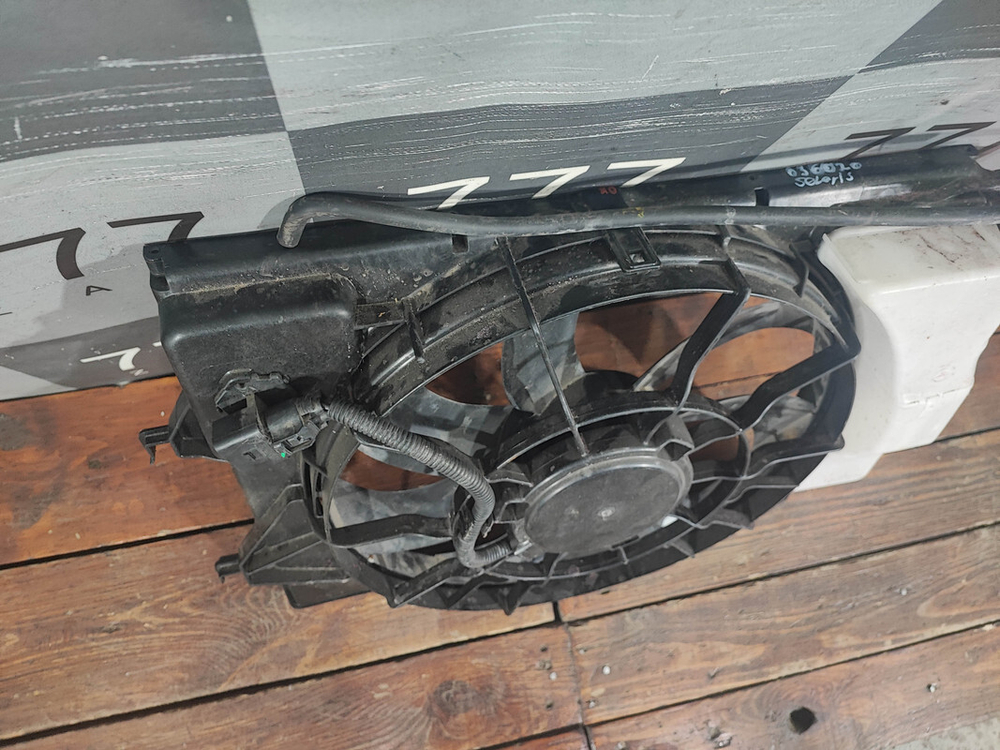 Диффузор с вентилятором Solaris 2 / Rio 4 Б/У Оригинал 25350H8050