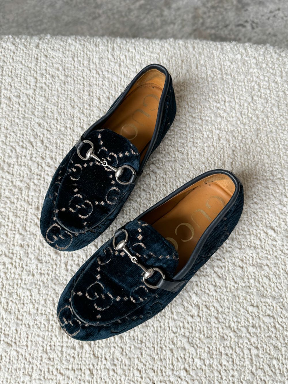 Бархатные лоферы Gucci, 30