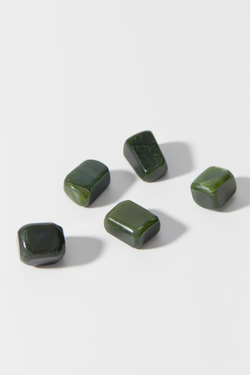 Нефрит галтовка