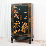 Комод с цветами и птицами