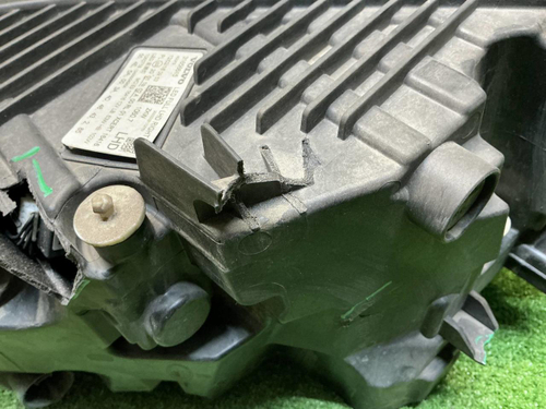 Фара правая Volvo XC60 2 (2017-2021) LED