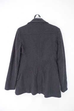 Полупальто Kontatto стильное 44 размер