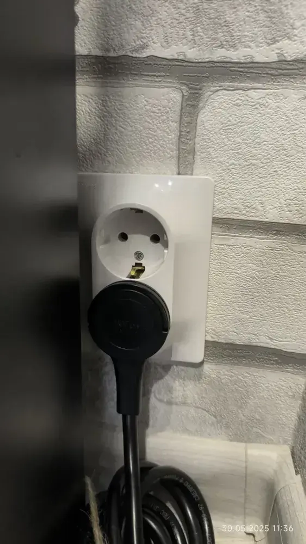 Удлинитель С плоской потайной Вилкой с Кольцом 3 метра 3 влагозащитные розетки IP45 с защитными крышками с заземлением