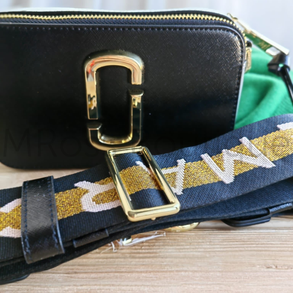 Черная сумка Marc Jacobs THE LOGO STRAP SNAPSHOT NEW BLACK MULTI