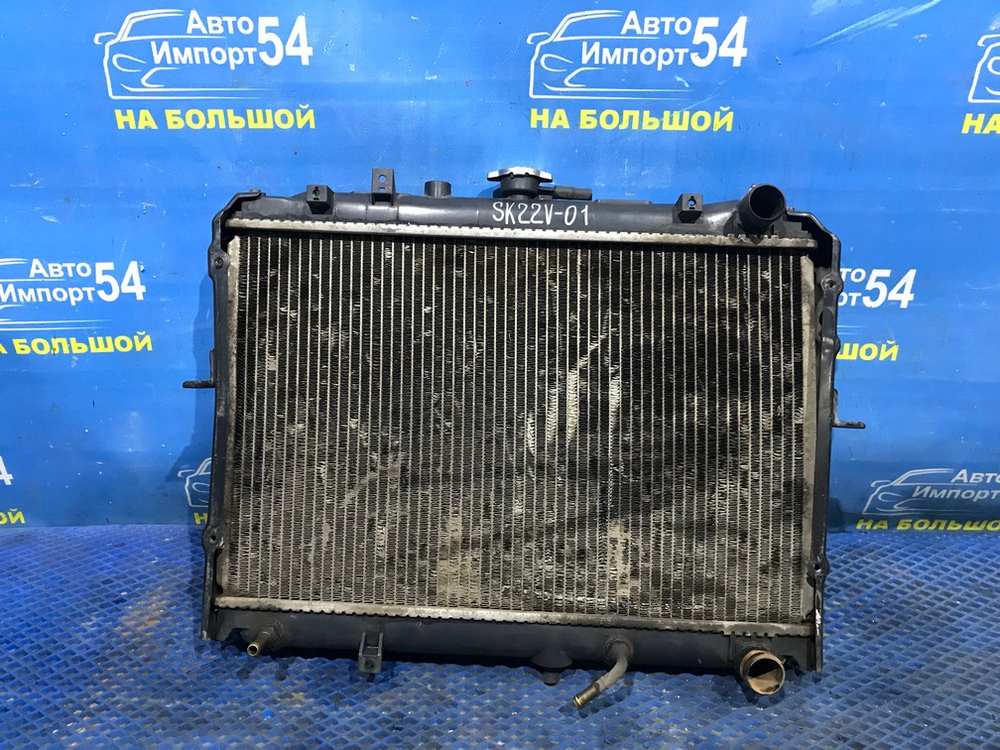 Радиатор двигателя MAZDA BONGO 2002