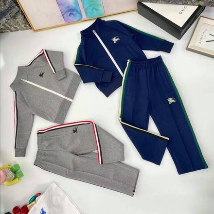 Костюм Burberry