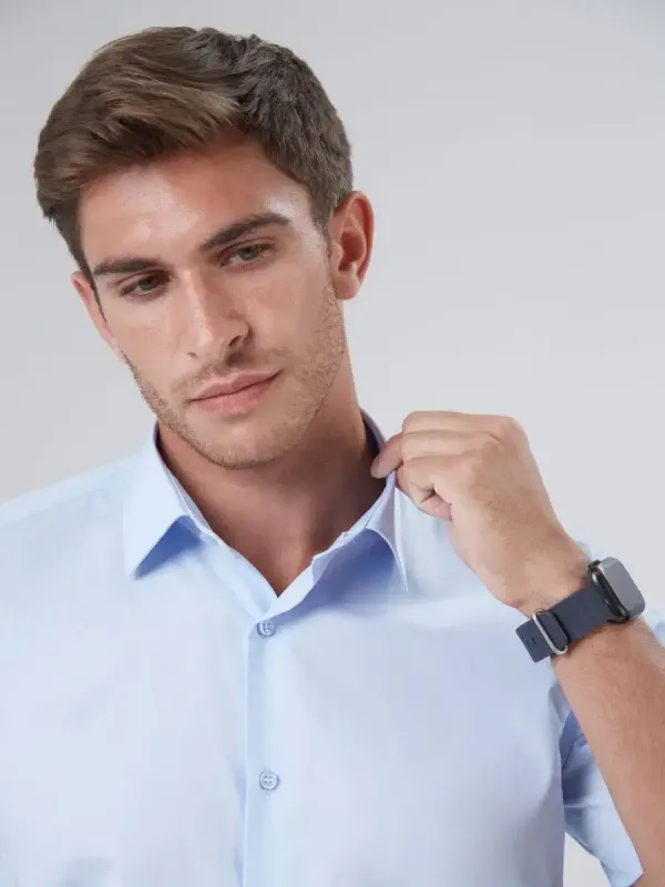 Рубашка приталенная SLIM FIT с коротким рукавом, голубая