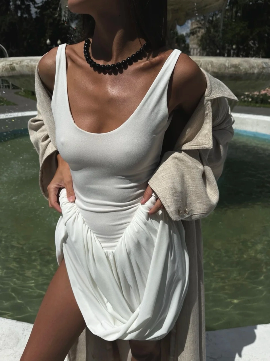 Платье мини с буфами