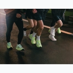 Женские Кроссовки для бега New Balance FuelCell Rebel V5 mint flash