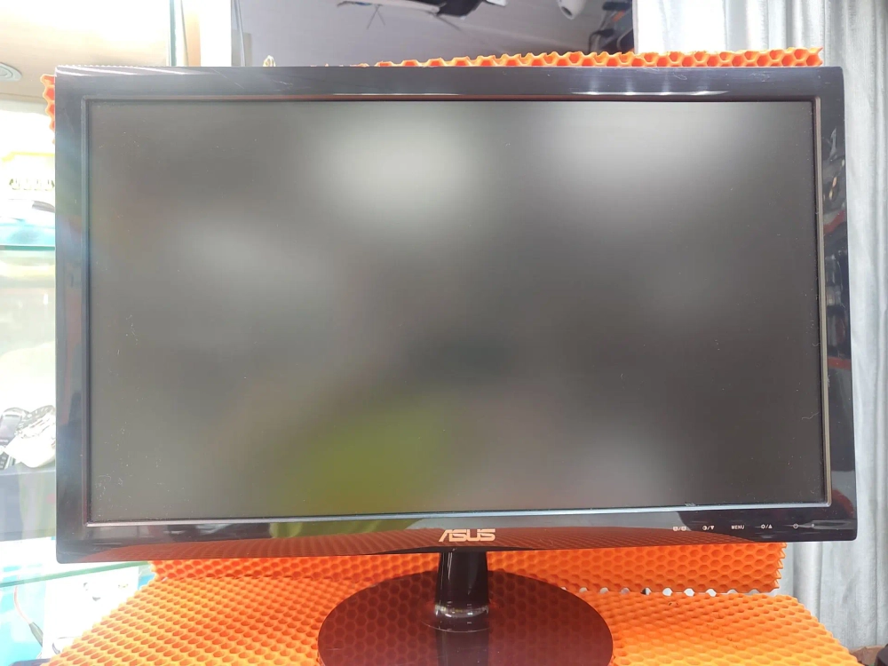 Монитор ASUS VS208DR