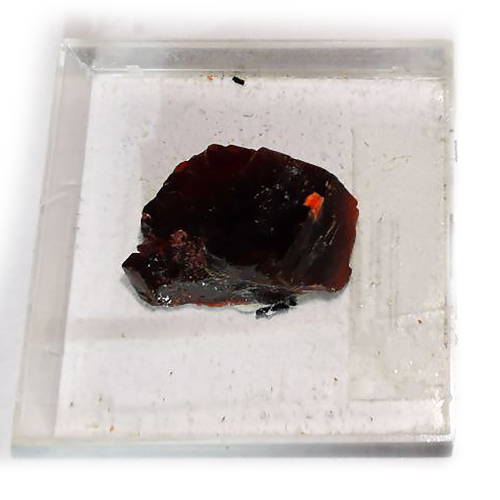 Виллиомит кристалл асс. п/у