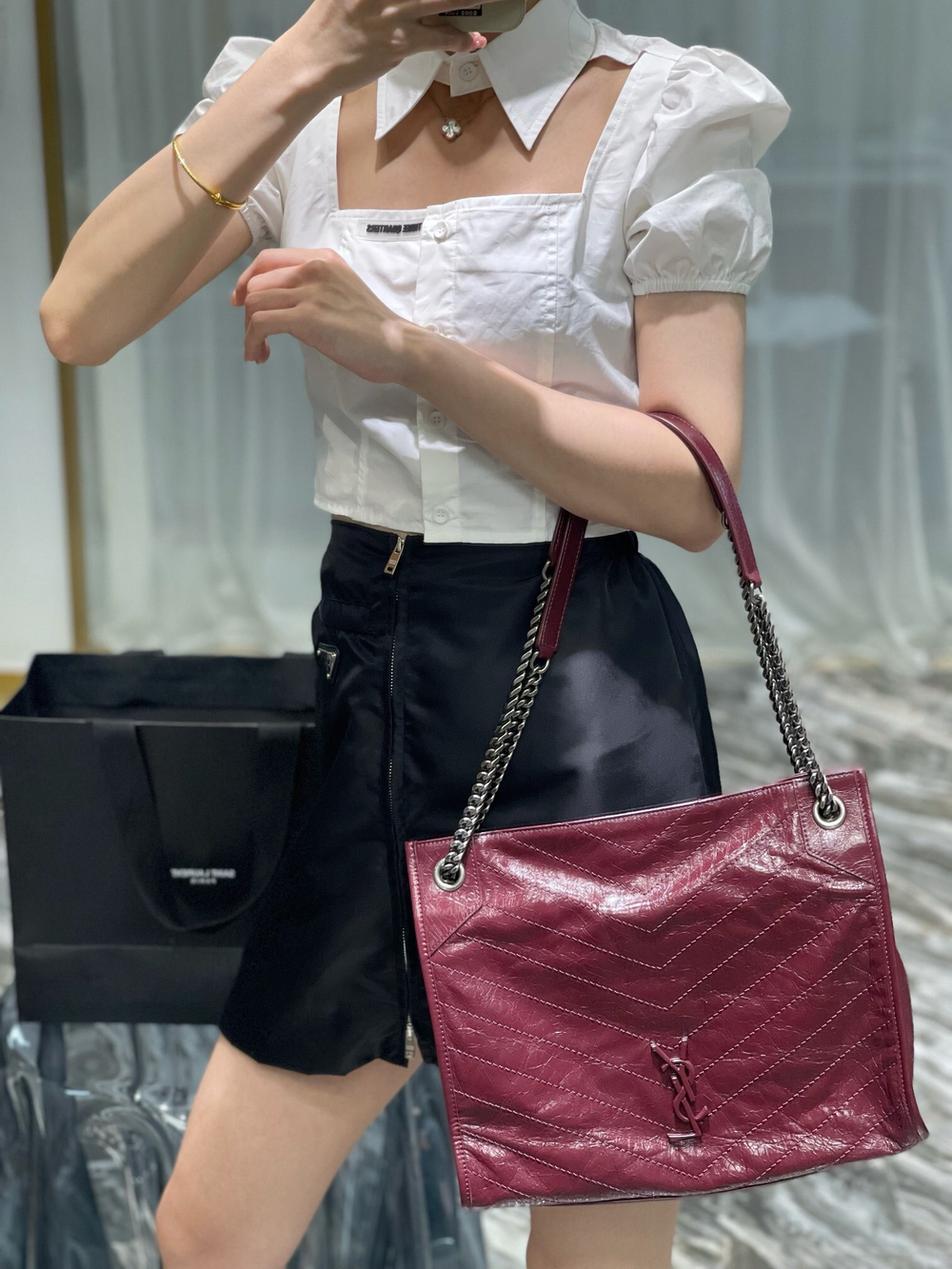 Yves Saint Laurent Niki Shopping Bag 33 cm