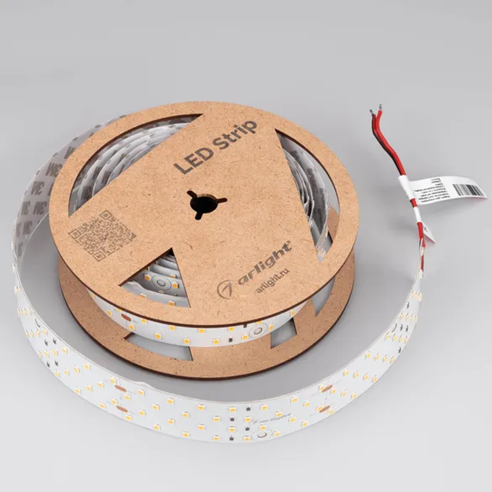 Светодиодная лента RT 2-2500 24V Cool 8K 4x2 (2835, 700 LED, LUX) (Arlight, 30 Вт/м, IP20) 019084