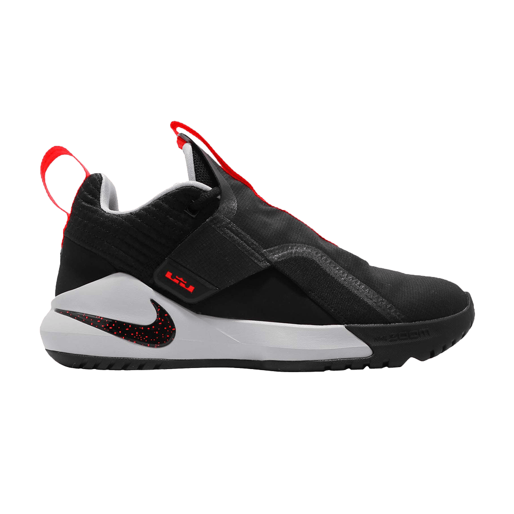 Кроссовки Nike Ambassador 11